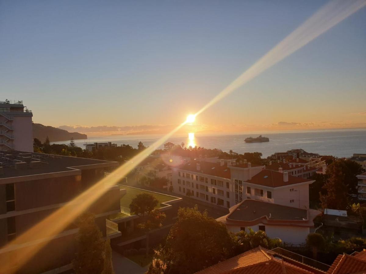 Guesthouse Vila Lusitania Фуншал Екстериор снимка