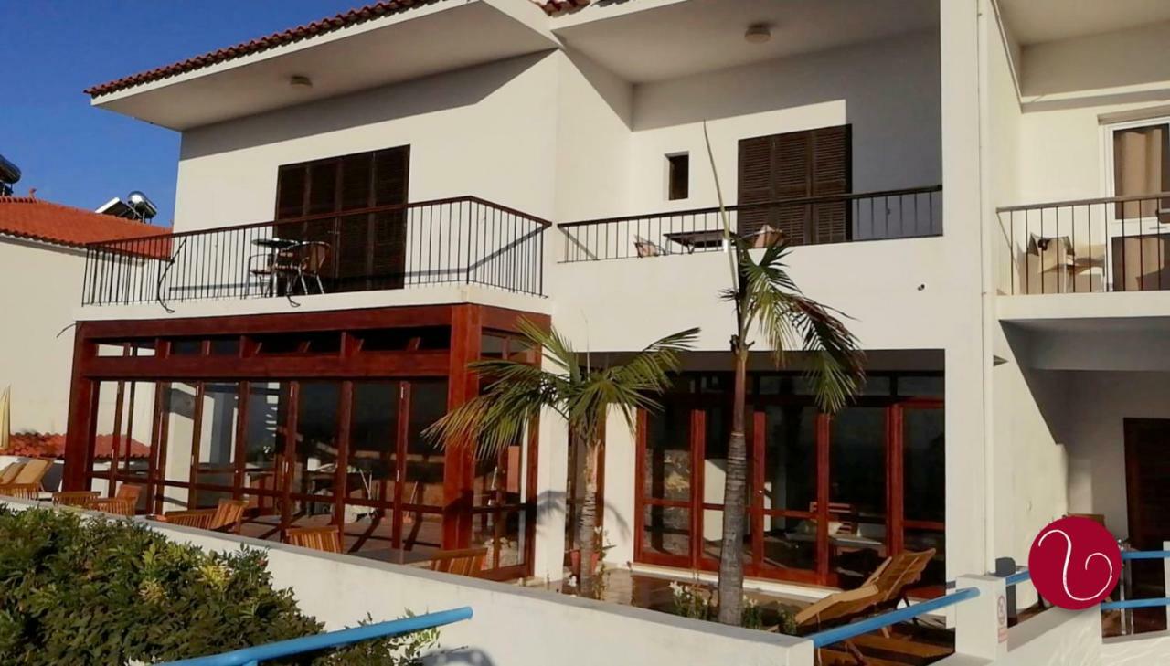 Guesthouse Vila Lusitania Фуншал Екстериор снимка