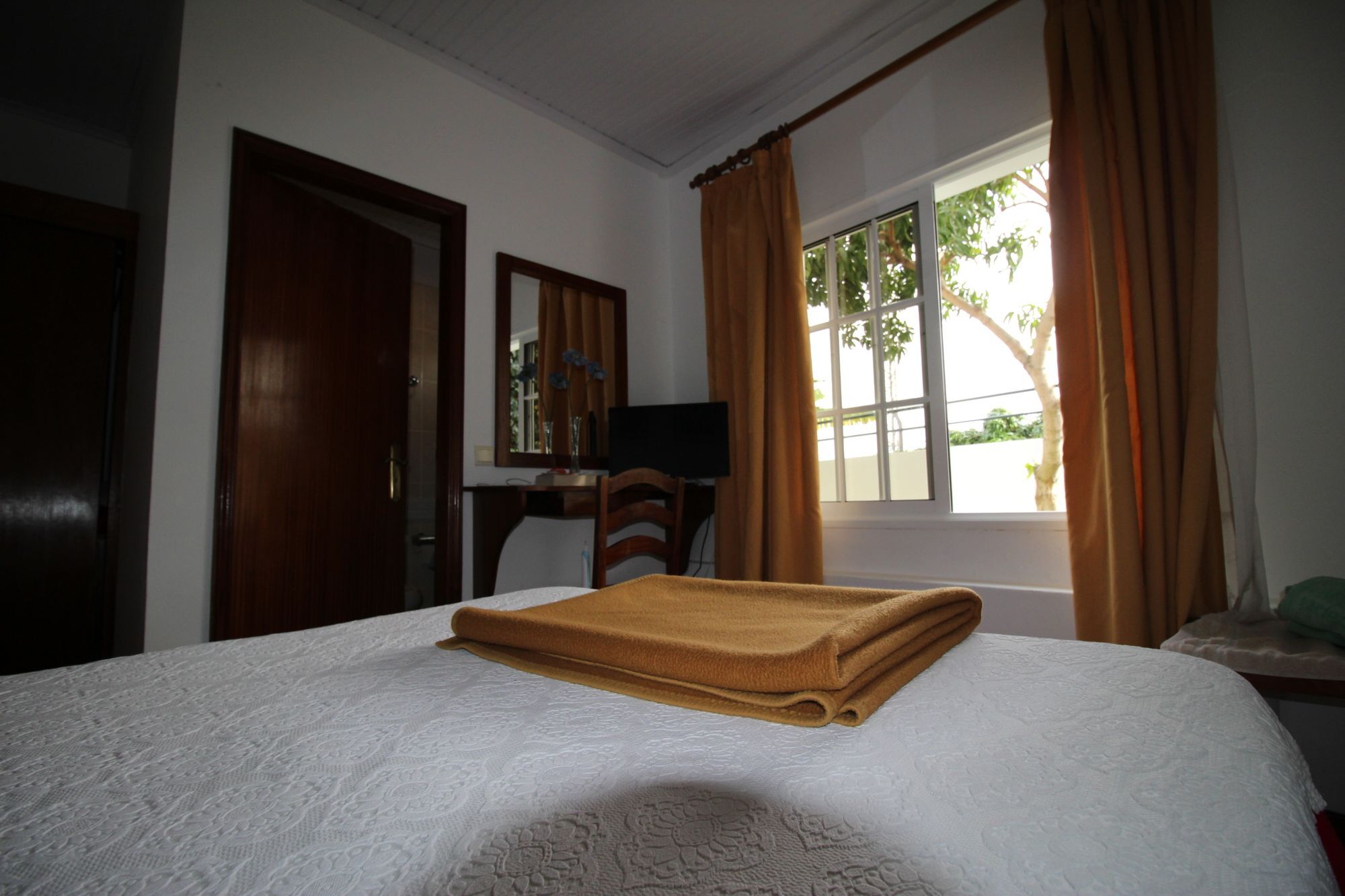 Guesthouse Vila Lusitania Фуншал Екстериор снимка
