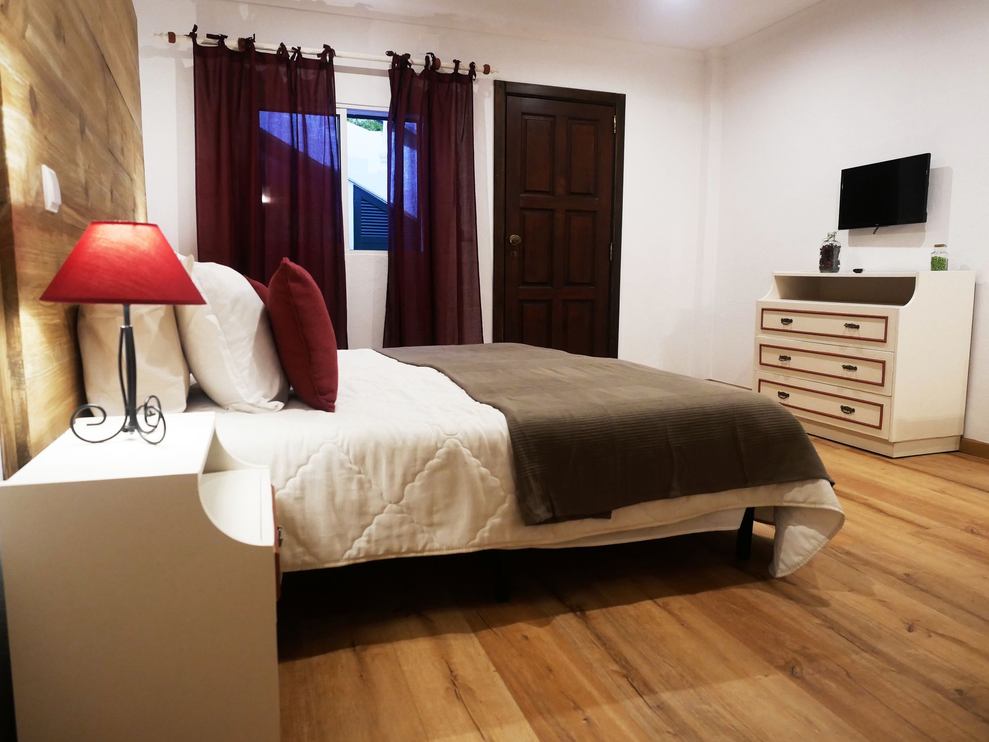 Guesthouse Vila Lusitania Фуншал Екстериор снимка